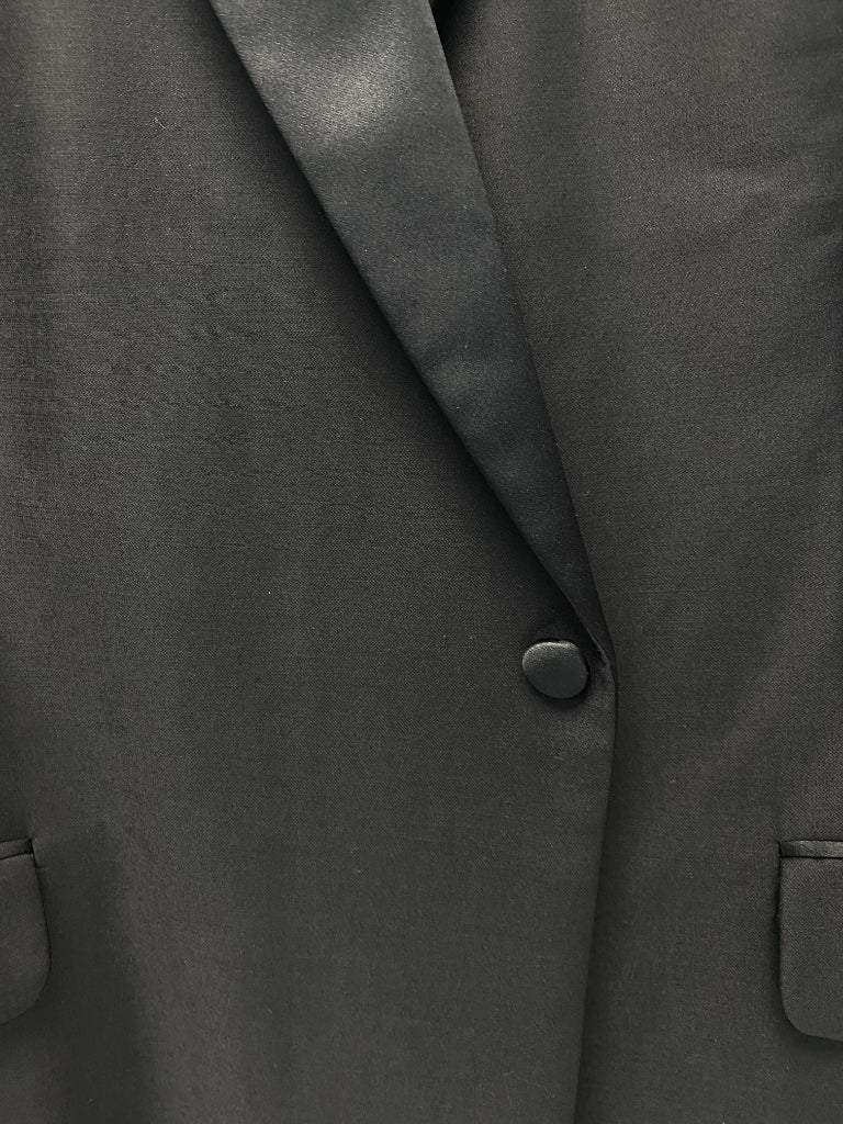 Jos. A. Bank 50L Jacket and 46 Waist Black Tuxedo