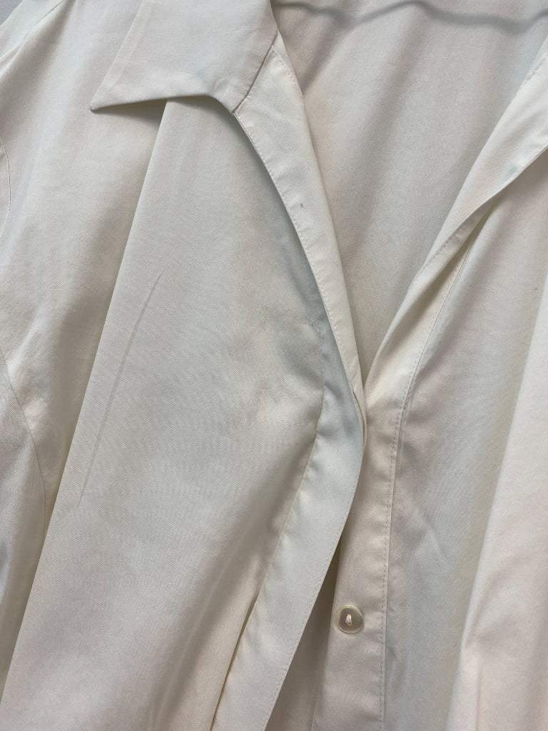 Lafayette 148 16 White Button up Blouse