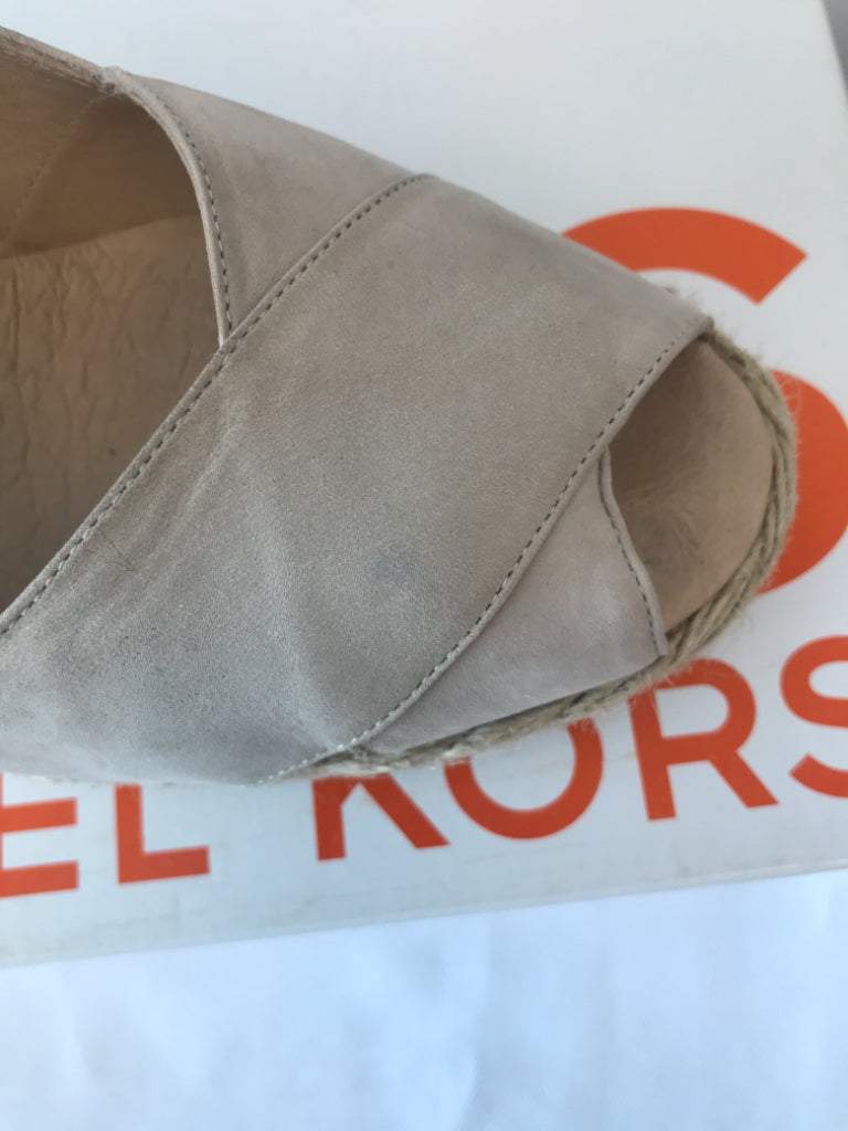 KORS Michael Kors Size 11 Beige Wedges NWT