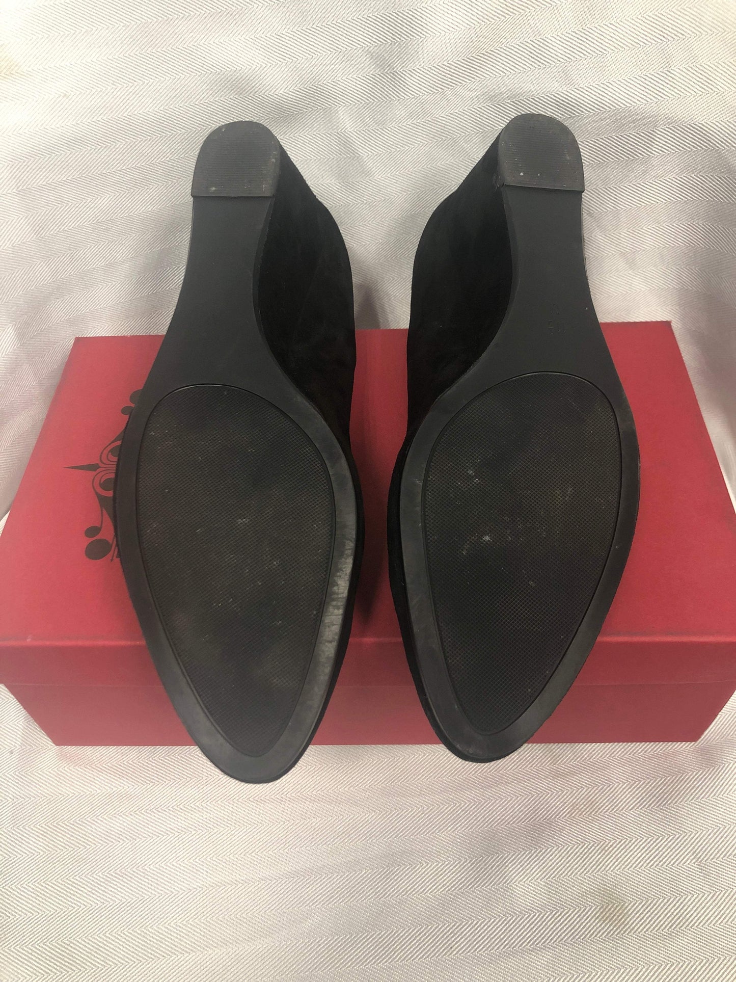 Vaneli Size 11.5 Black Suede Wedges