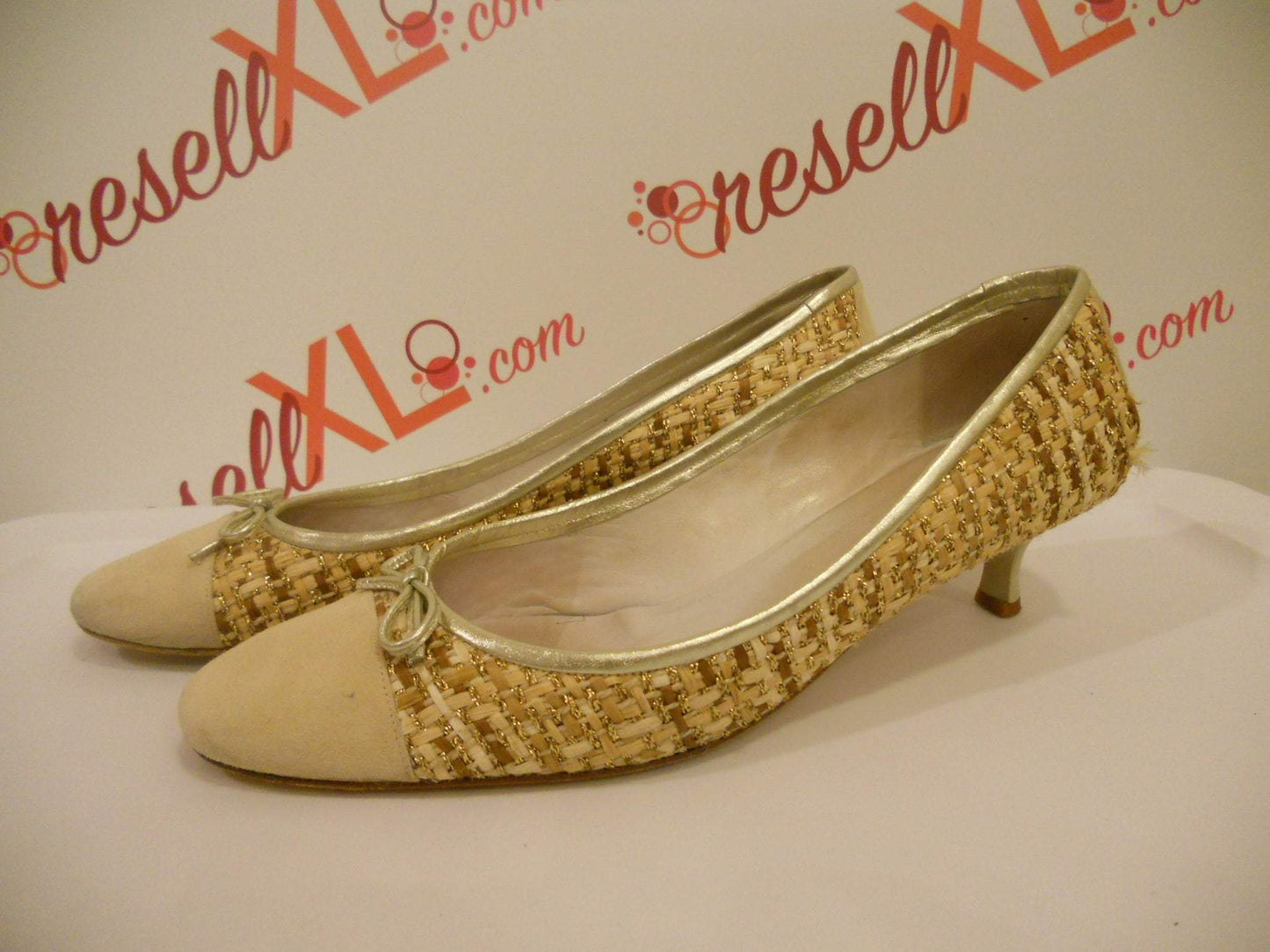 Delman Size 11 Cream colored pumps with basket weave detail