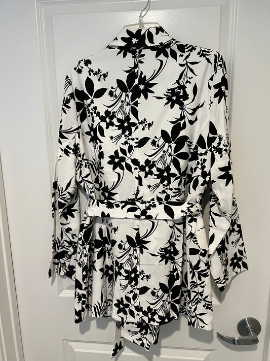 Standards & Practices Black & White Floral Print Jacket 1XL
