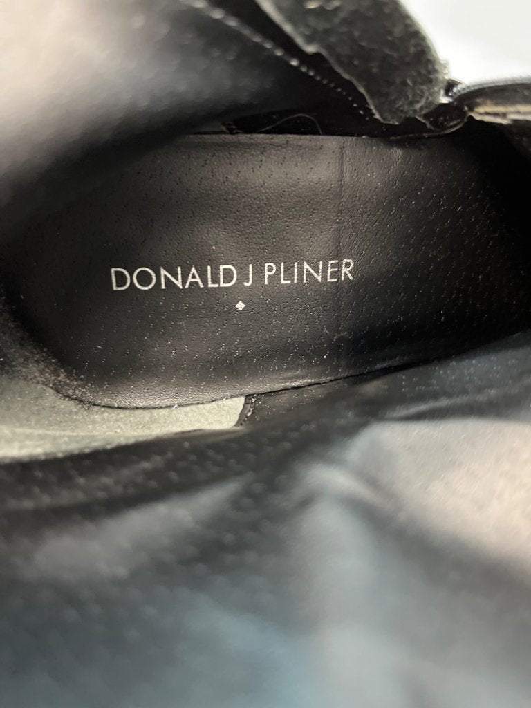 Donald J Pliner Black Wedge Booties Size 11