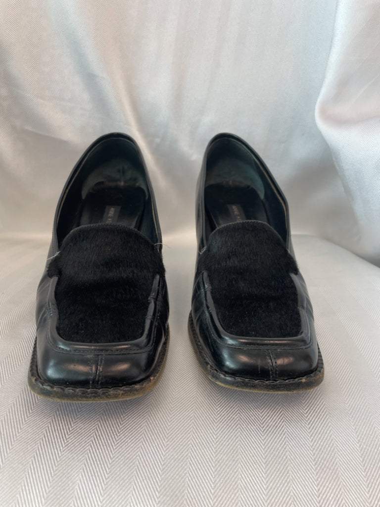 Anne Klein 11 Black Loafer Pumps