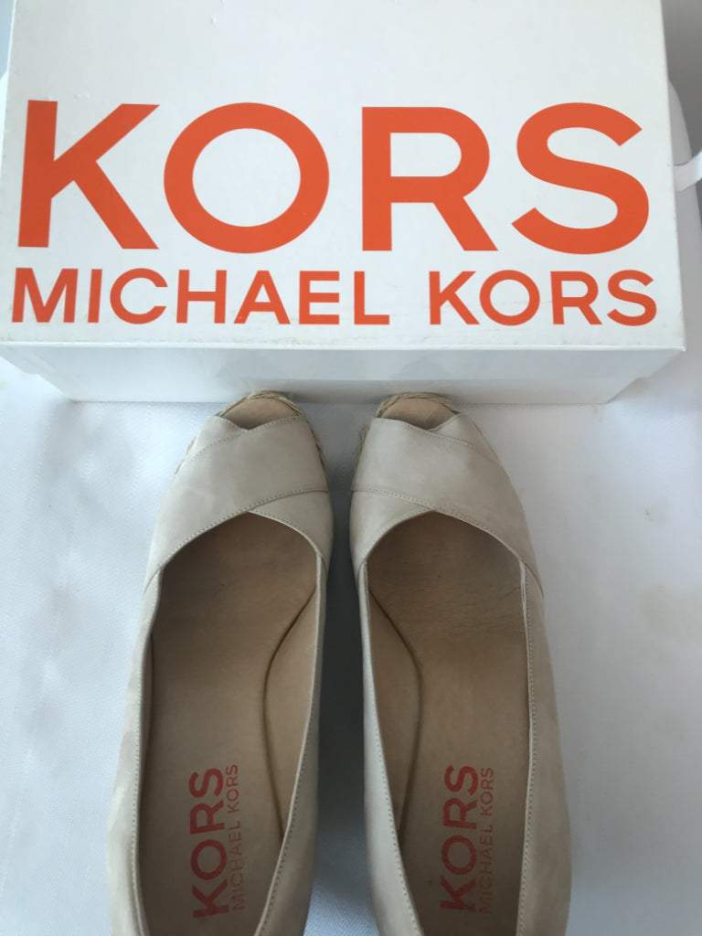 KORS Michael Kors Size 11 Beige Wedges NWT