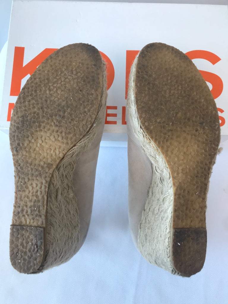 KORS Michael Kors Size 11 Beige Wedges NWT