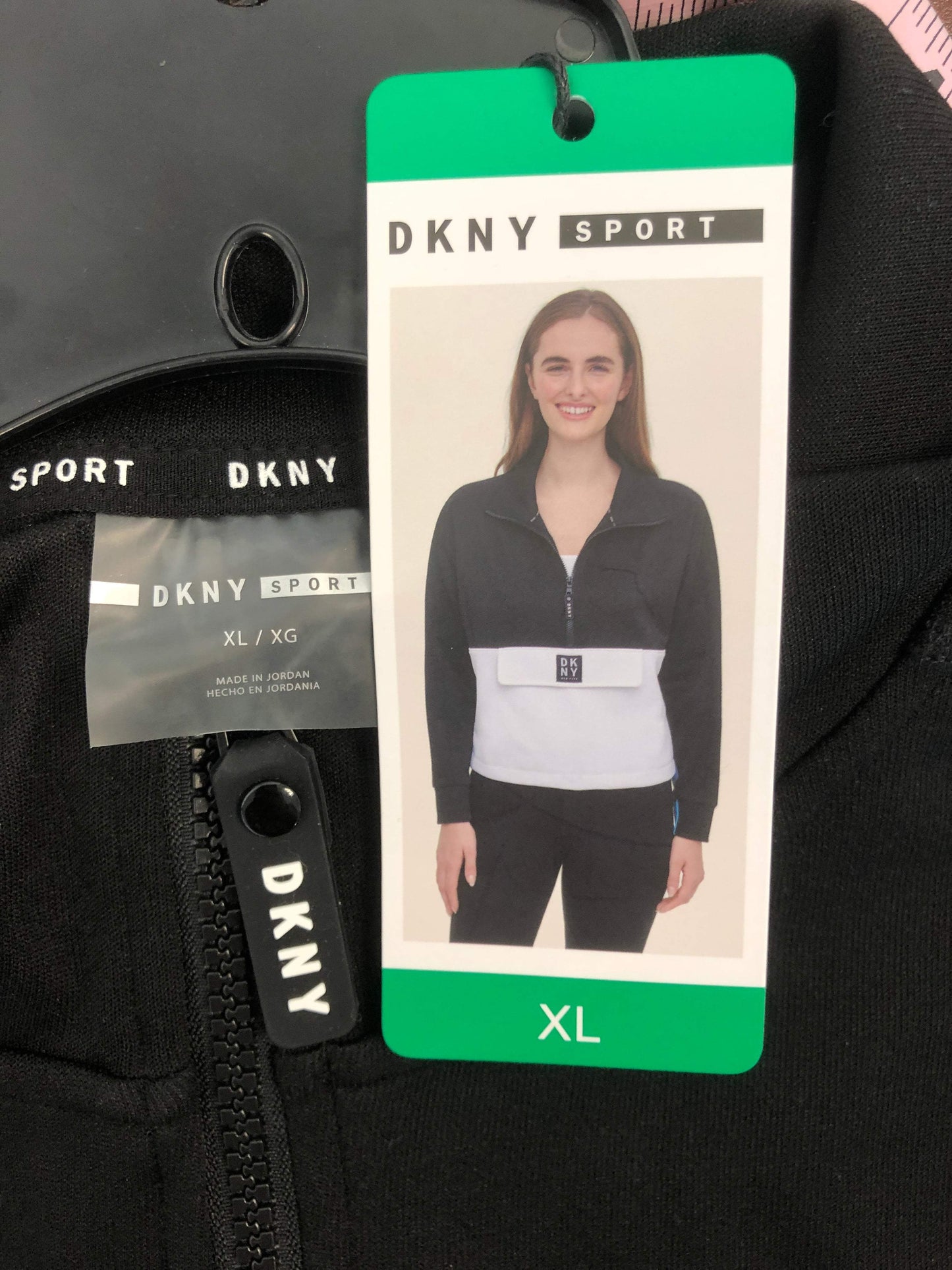 DKNY Sport XL/ XXL Black/White Polyester Blend Pullover Sweatshirt NWT