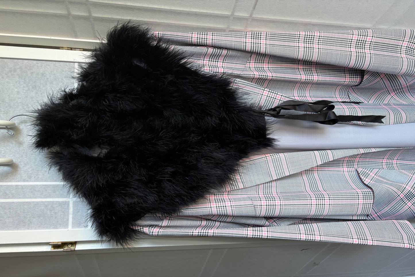 Miguelina Feather and Silk Collar with Ribbon Ties