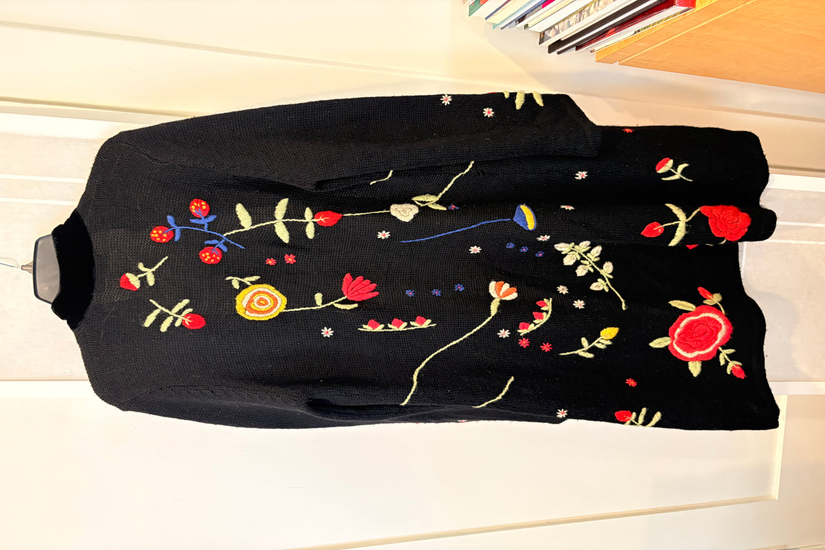 Vintage Y2K Sleeping on Snow Long Black Knit Cardigan with Floral Embroidery