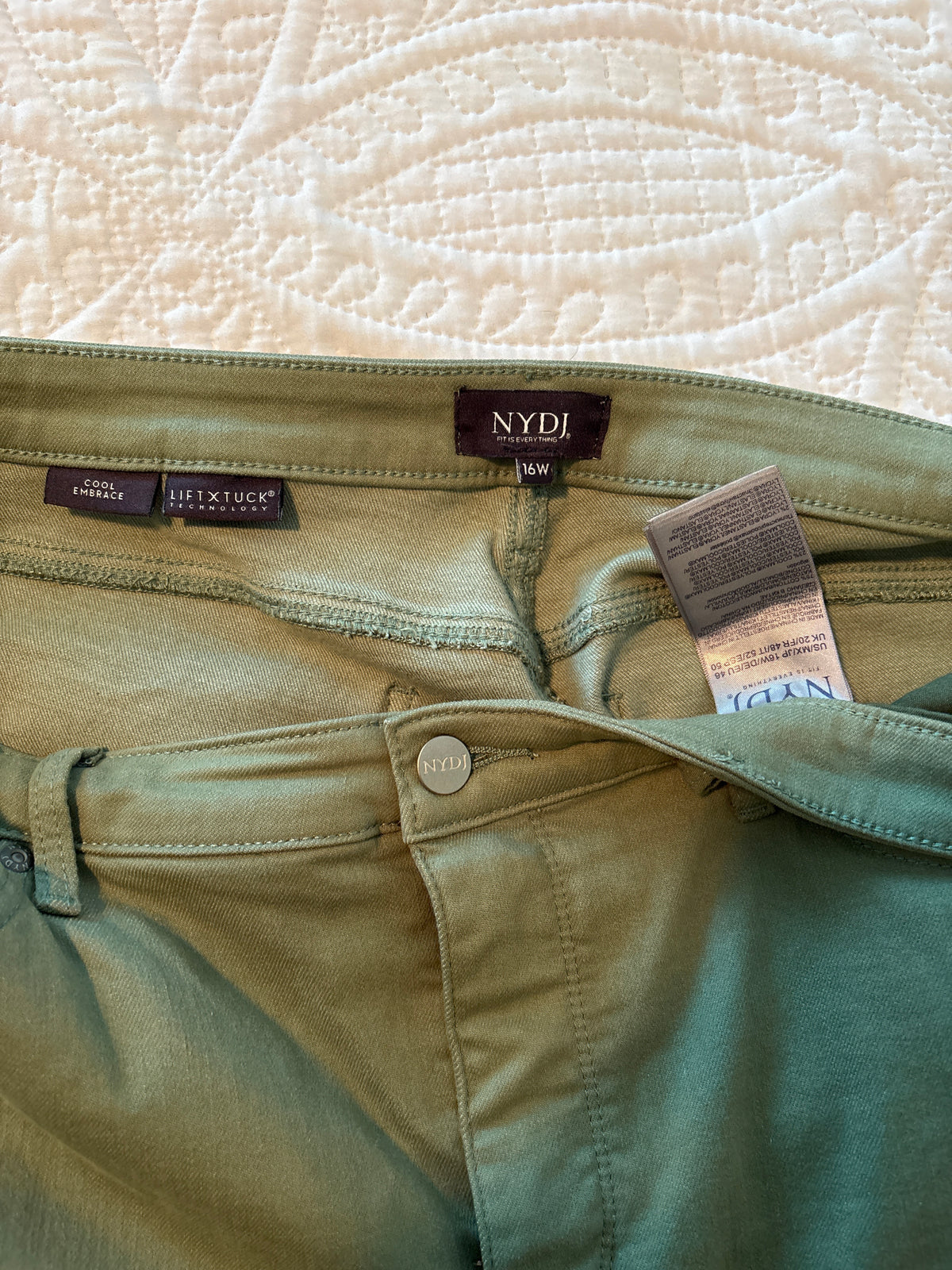 NYDJ Olive Green Capri Pants Women's 16w Stretch Denim