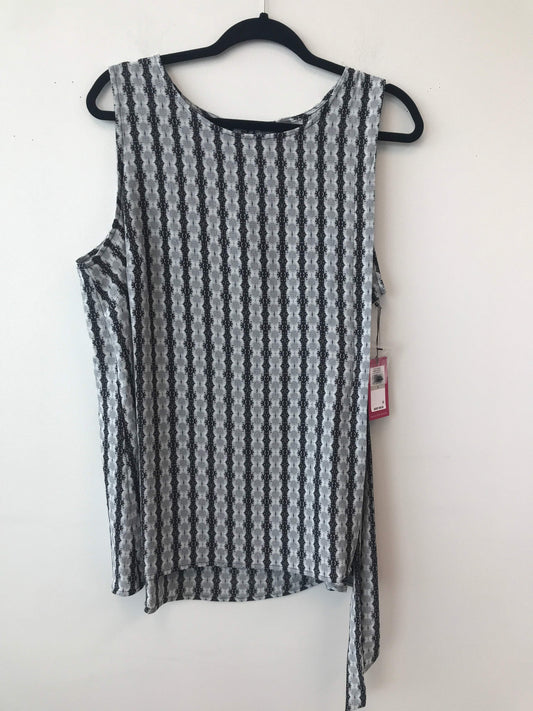 Vince Camuto Size 1X Grey/Black Abstract print Tank Blouse NWT!